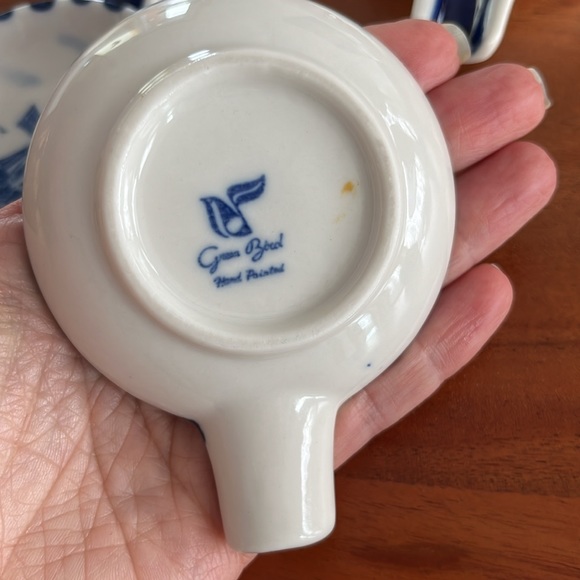 Vintage Hand Painted Green Bird Pottery Individual Ashtrays or For Dipping Sushi - Picture 4 of 7